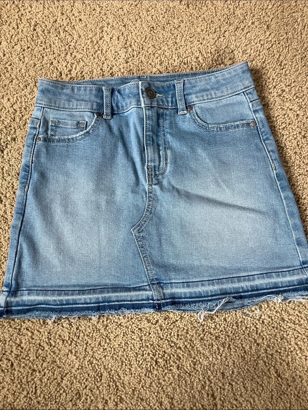NWOT girls denim skirt size 7/8